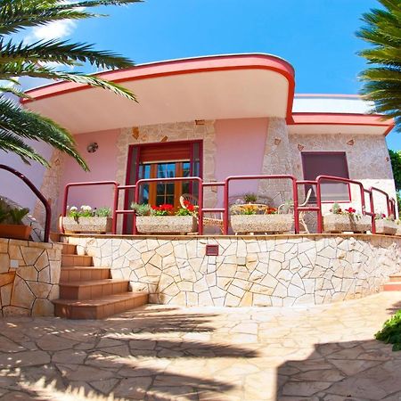 Perrone Apartments Триказе Екстер'єр фото
